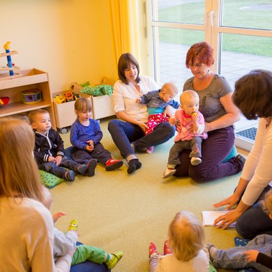 Spielen in der Kinderkrippe der Clara-Fey-Tagesstätten in Schongau